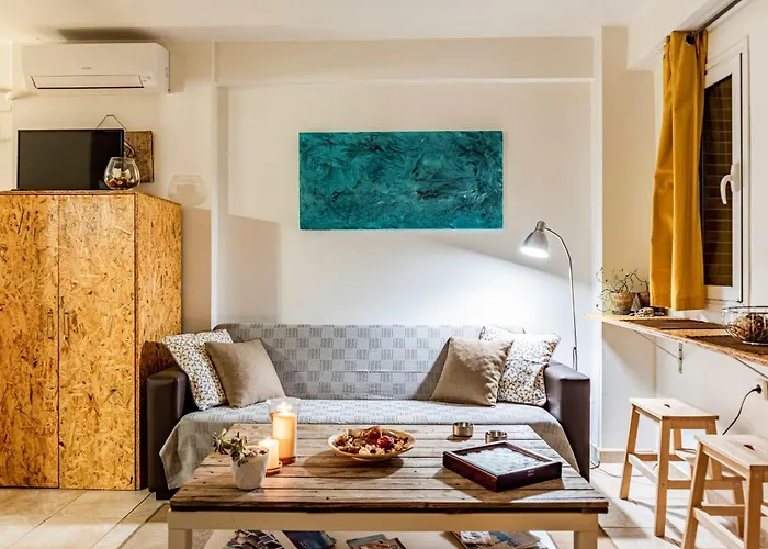 Downtown With Private Parking Kalamata